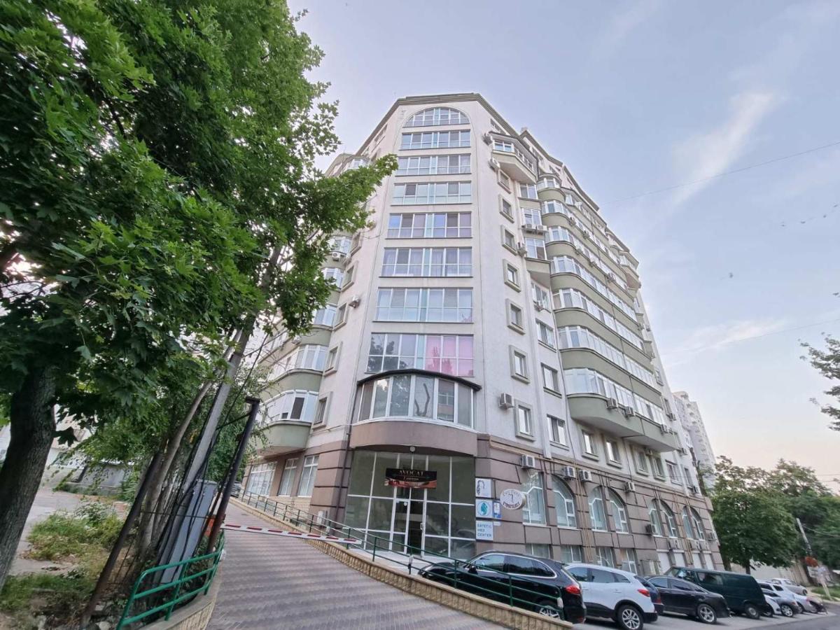 Elegance Apartment Chisinau Center Close To Stefan Cel Mare Exterior photo